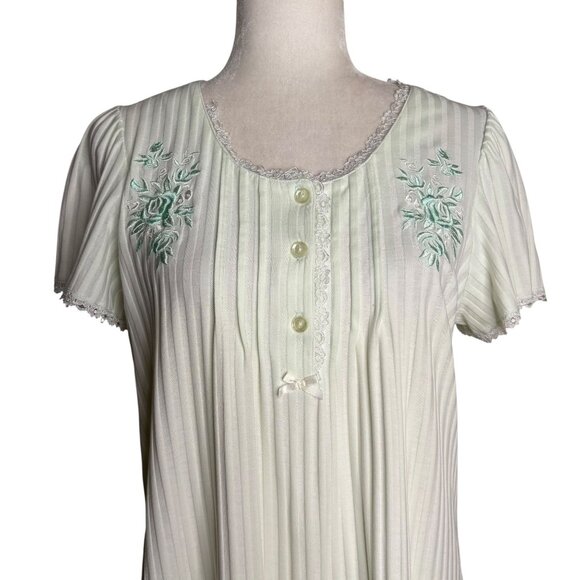 Miss Elaine Mint Green Short Sleeve Embroidered Nightgown Small Cotton Blend - Picture 2 of 7